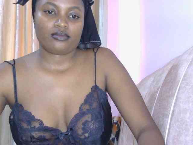 Model: naughtygirll
