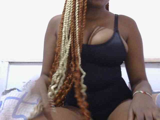 naughtygirll