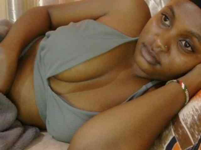 naughtygirll webcam