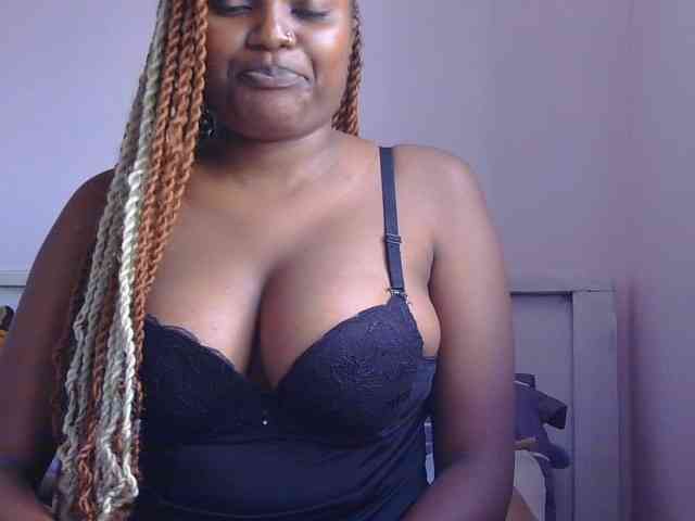 naughtygirll