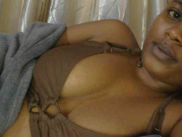 Model: naughtygirll