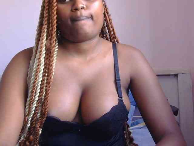 naughtygirll