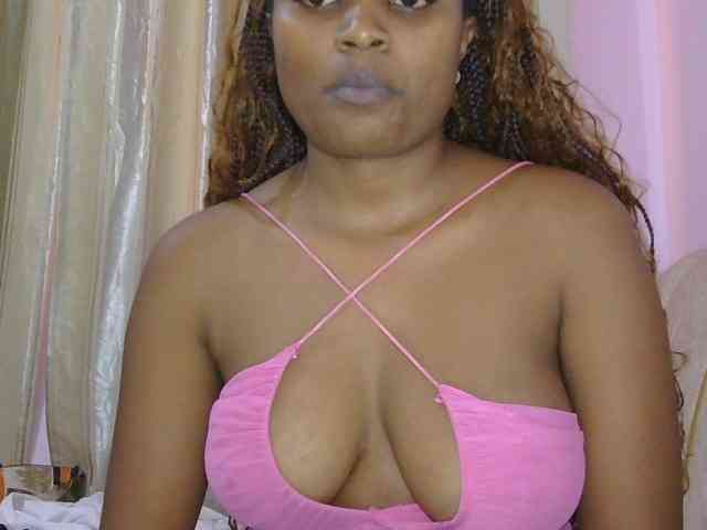 naughtygirll webcam