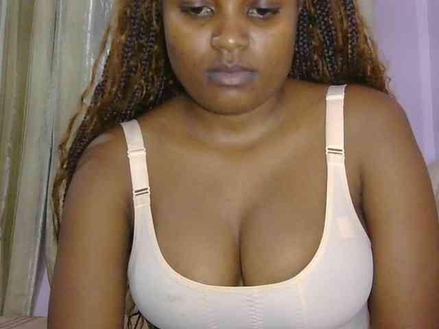 naughtygirll webcam