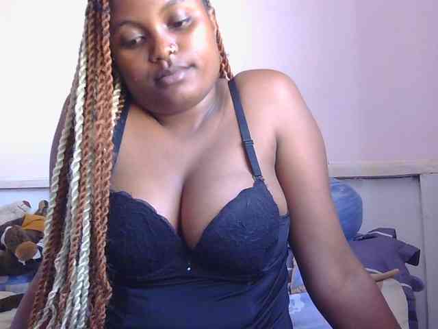 naughtygirll