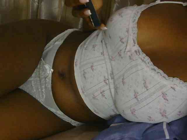 naughtygirll webcam