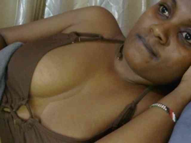 naughtygirll webcam