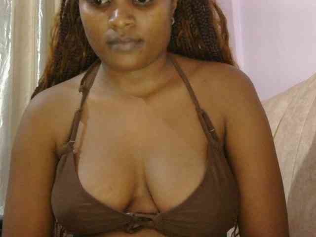 naughtygirll webcam
