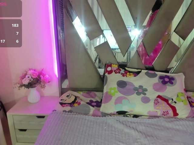 casey-lorens live cam on BongaCams