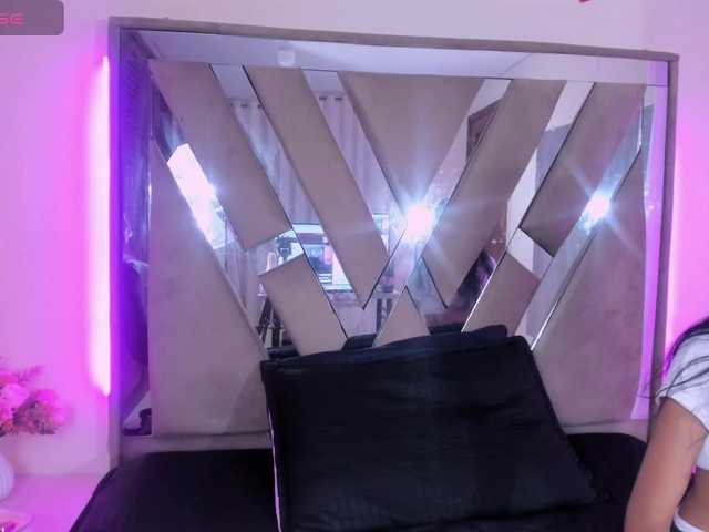 casey-lorens live cam on BongaCams