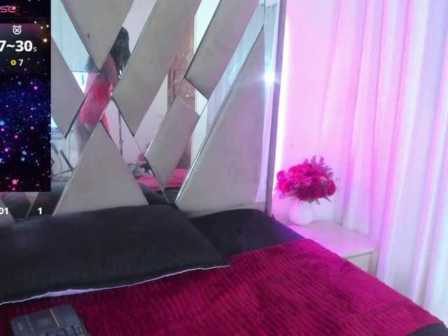 casey-lorens live cam on BongaCams