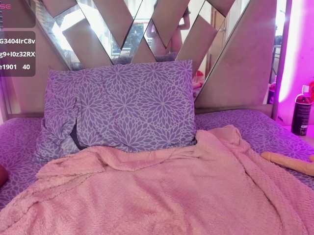 casey-lorens live cam on BongaCams