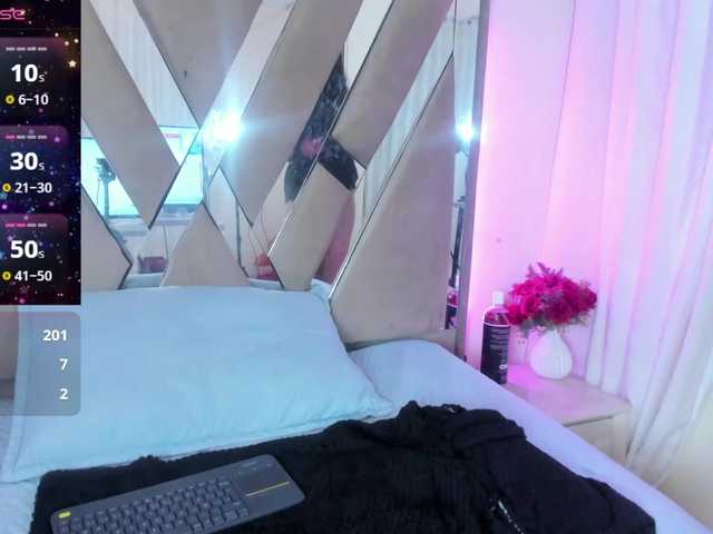 casey-lorens live cam on BongaCams
