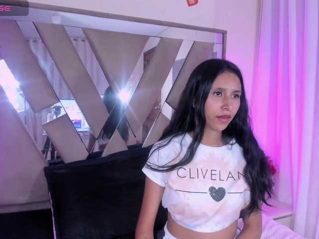 casey-lorens live cam on BongaCams