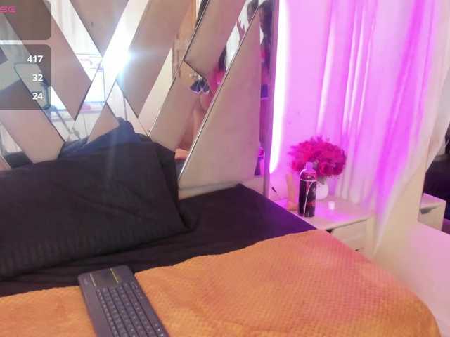 casey-lorens live cam on BongaCams