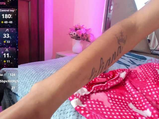 casey-lorens live cam on BongaCams