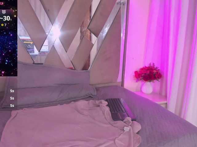 casey-lorens live cam on BongaCams