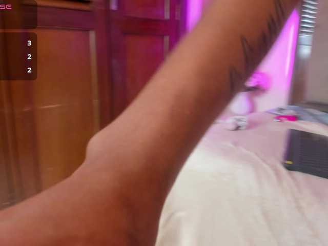 casey-lorens live cam on BongaCams