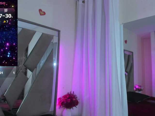 casey-lorens live cam on BongaCams