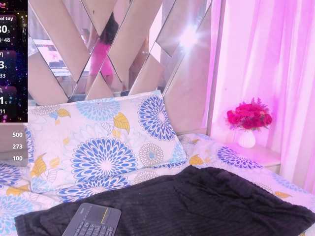 casey-lorens live cam on BongaCams