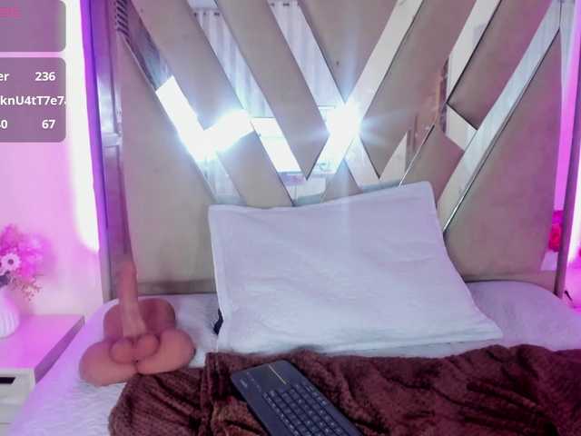 casey-lorens live cam on BongaCams