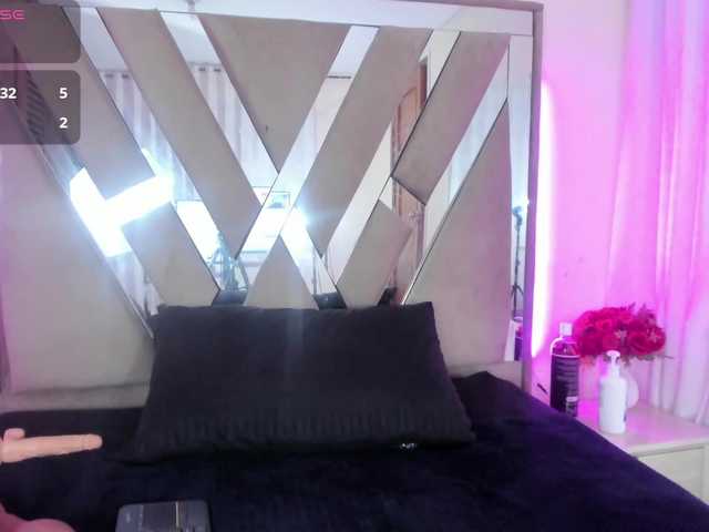 casey-lorens live cam on BongaCams