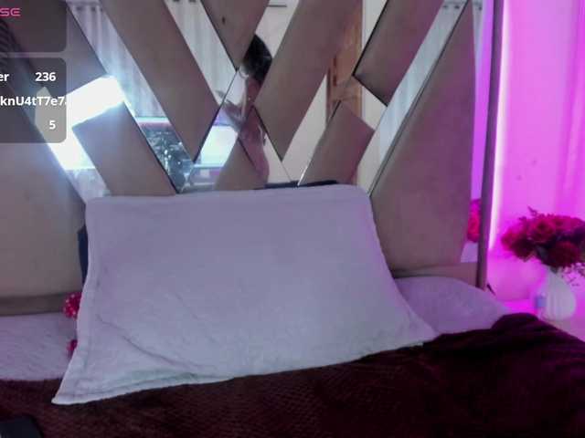 casey-lorens live cam on BongaCams