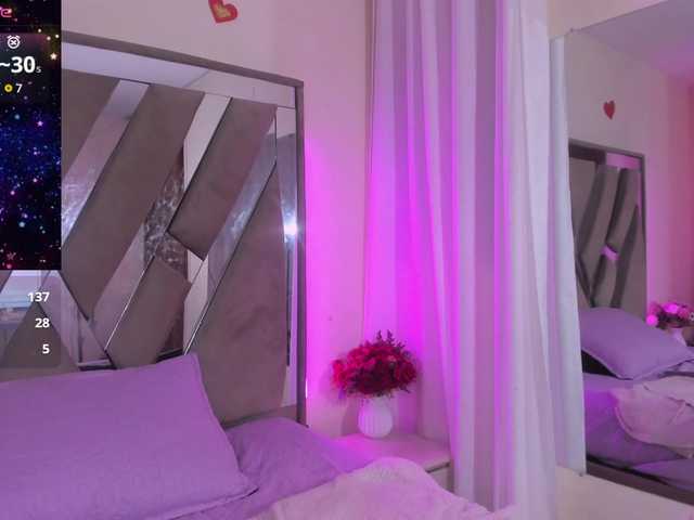 casey-lorens live cam on BongaCams