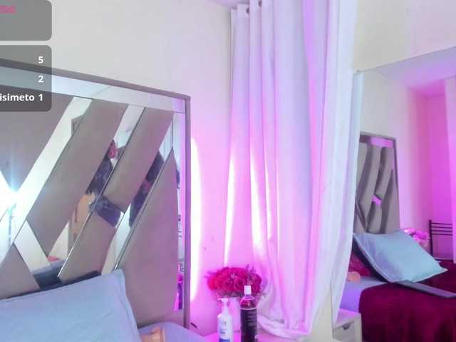 casey-lorens live cam on BongaCams