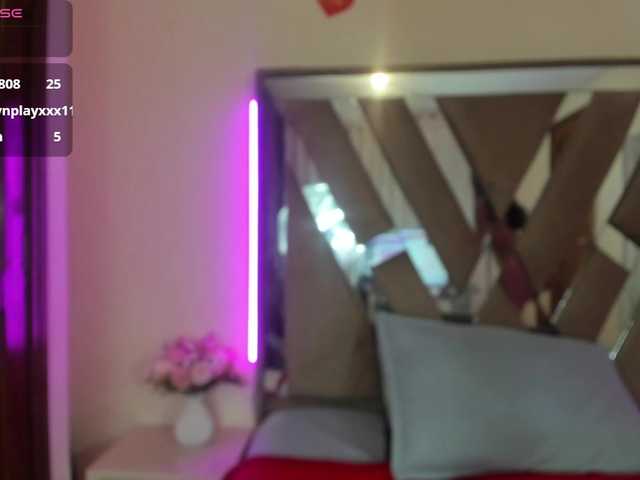 casey-lorens live cam on BongaCams