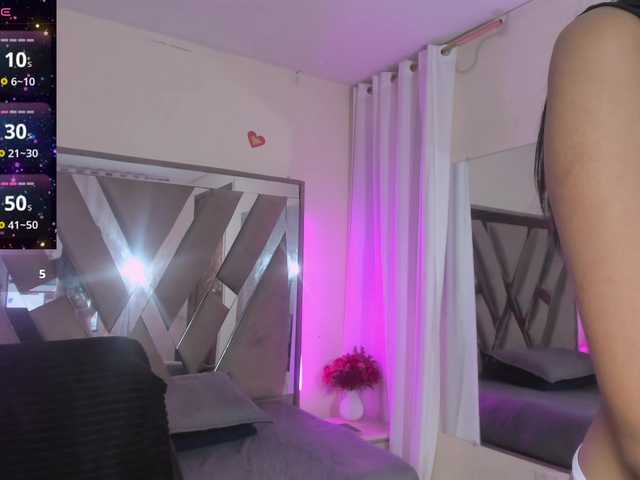 casey-lorens live cam on BongaCams