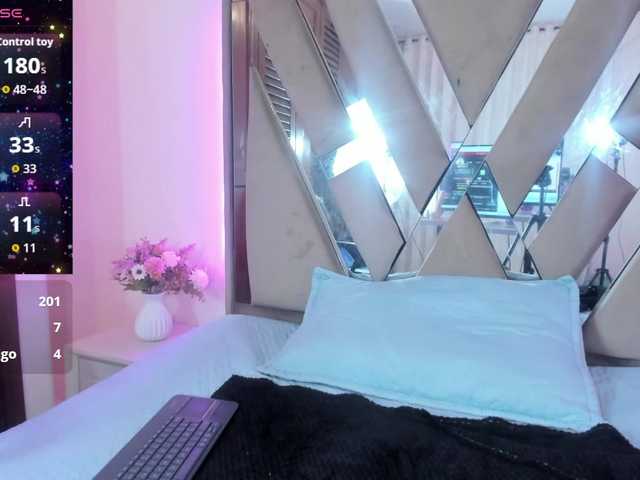 casey-lorens live cam on BongaCams