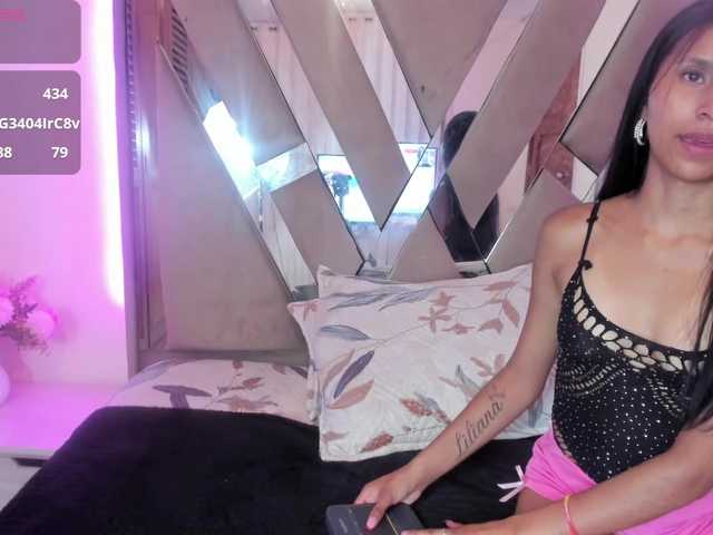 casey-lorens live cam on BongaCams