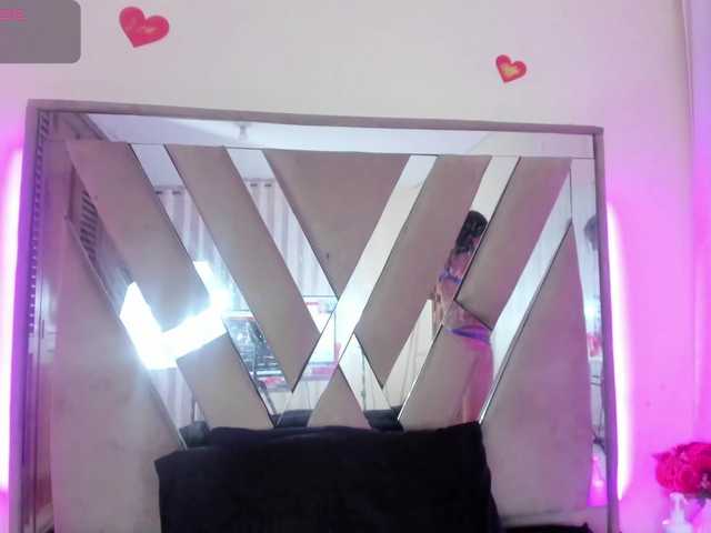 casey-lorens live cam on BongaCams