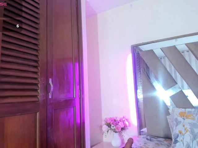 casey-lorens live cam on BongaCams
