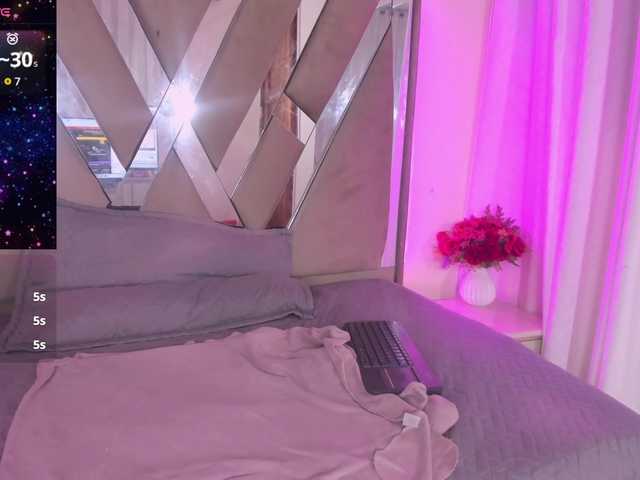 casey-lorens live cam on BongaCams
