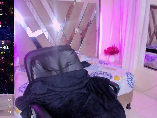 casey-lorens live cam on BongaCams