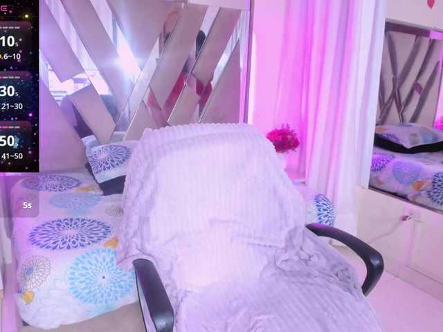 casey-lorens live cam on BongaCams