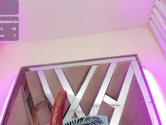 casey-lorens live cam on BongaCams
