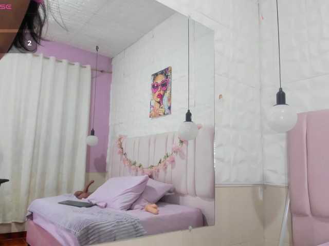 casey-lorens live cam on BongaCams