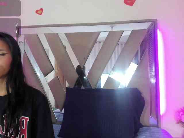 casey-lorens webcam