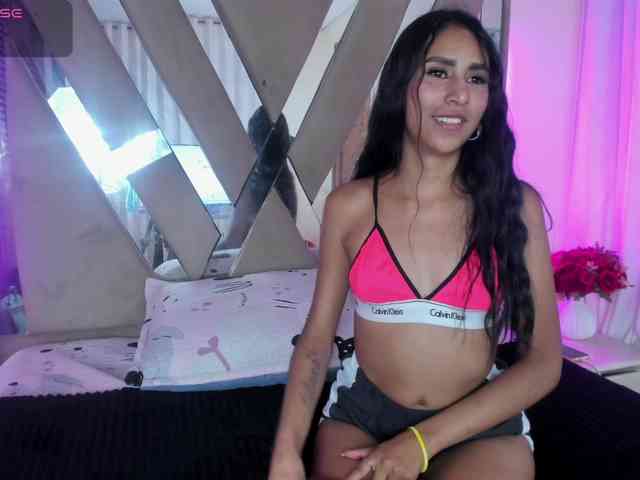 casey-lorens webcam