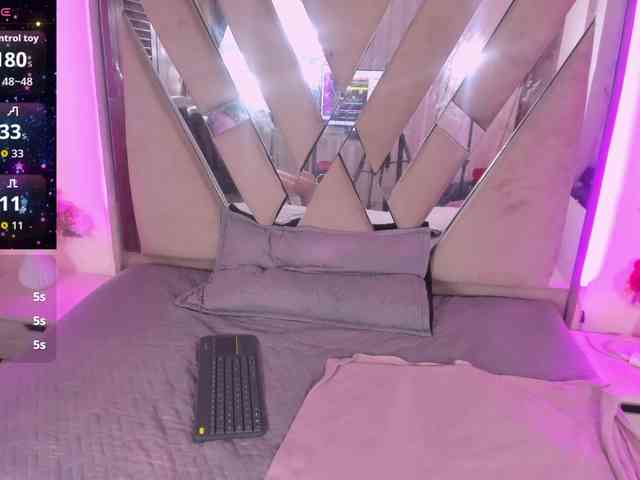 casey-lorens webcam