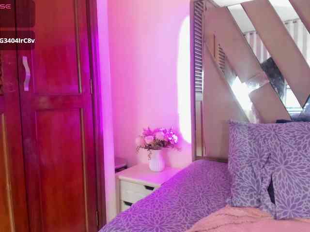 casey-lorens webcam
