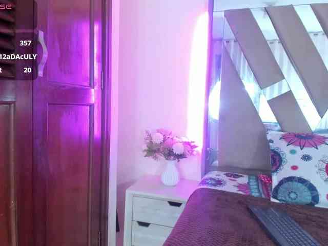 casey-lorens webcam