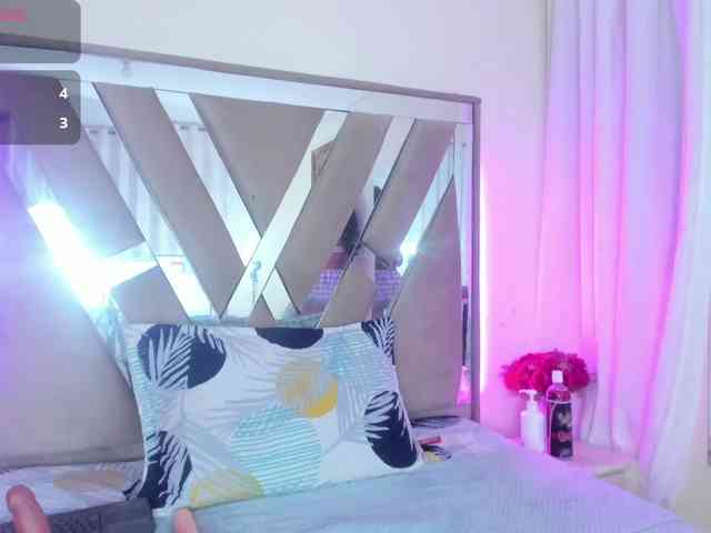 casey-lorens webcam