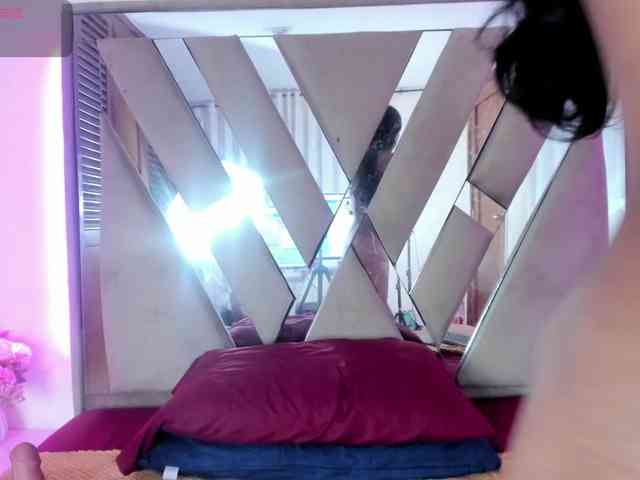 casey-lorens webcam