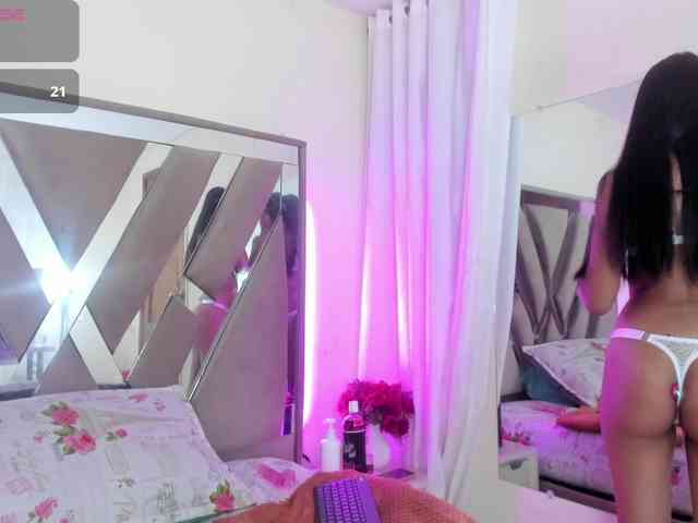 casey-lorens webcam