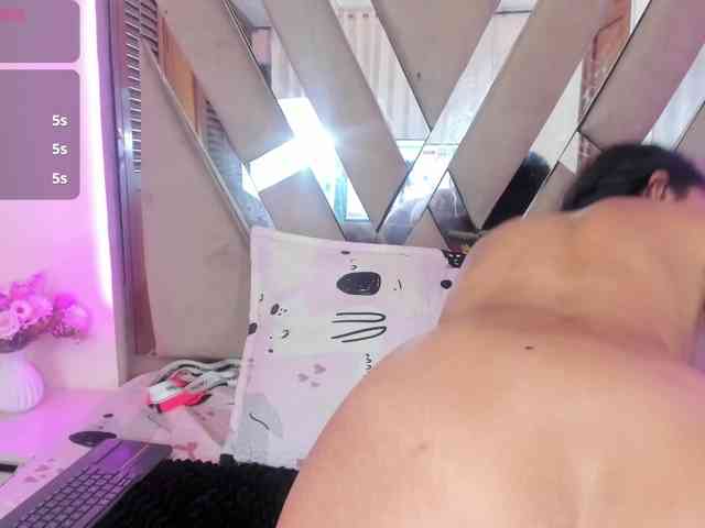 casey-lorens webcam