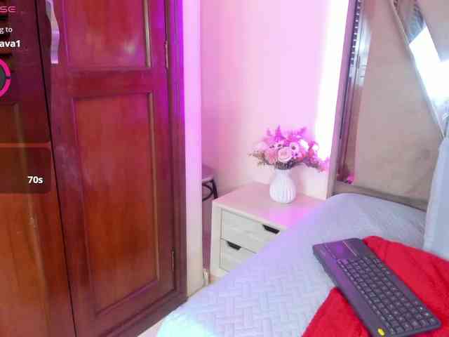 casey-lorens webcam
